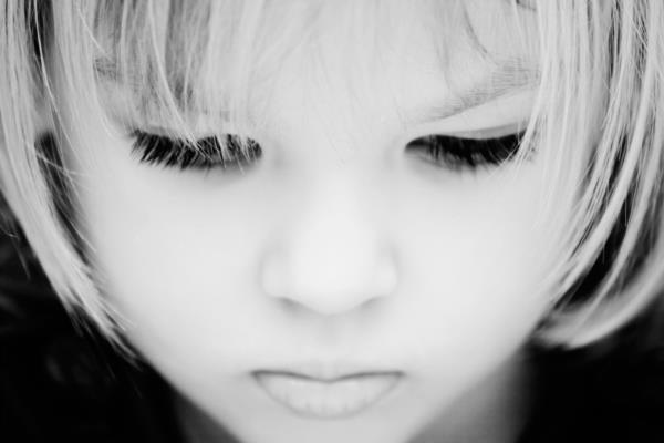 黑白摄影艺术视频教程 Chromasia - The Art of Black and White Photography